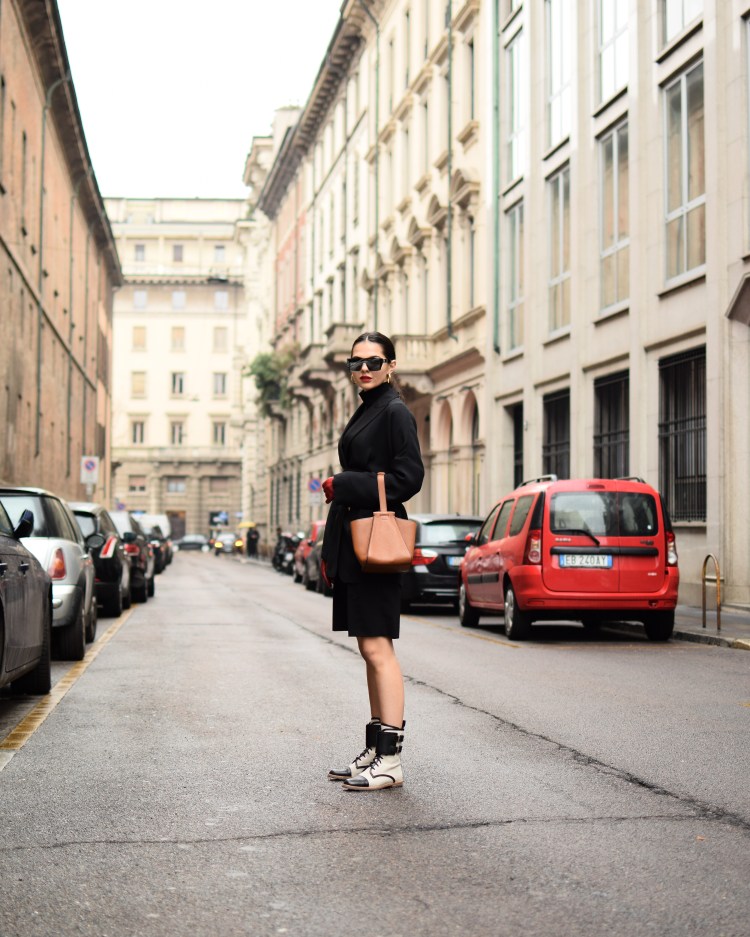 DSC_0168Chico con máscara en Vendôme #2